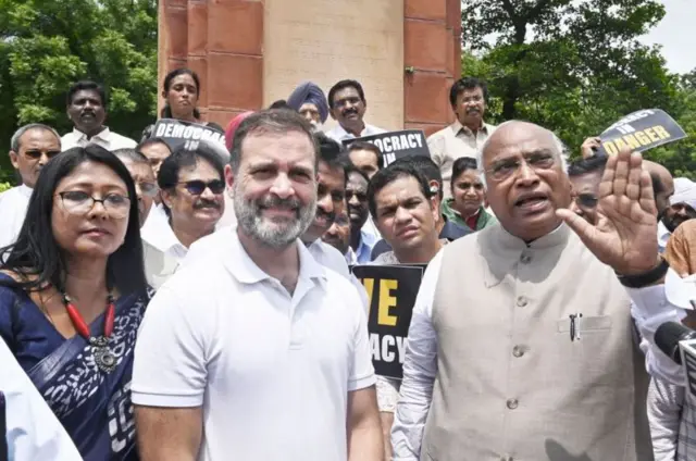 राहुल गांधी