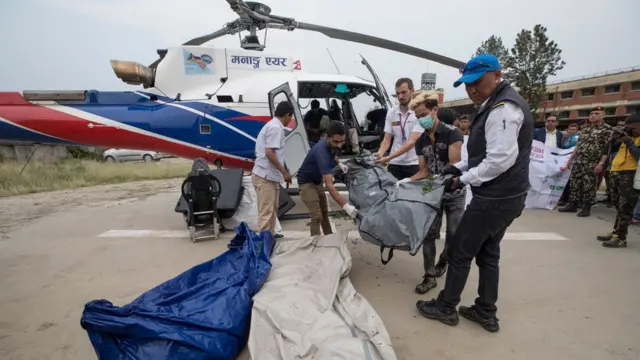 Тела погибших альпинистов