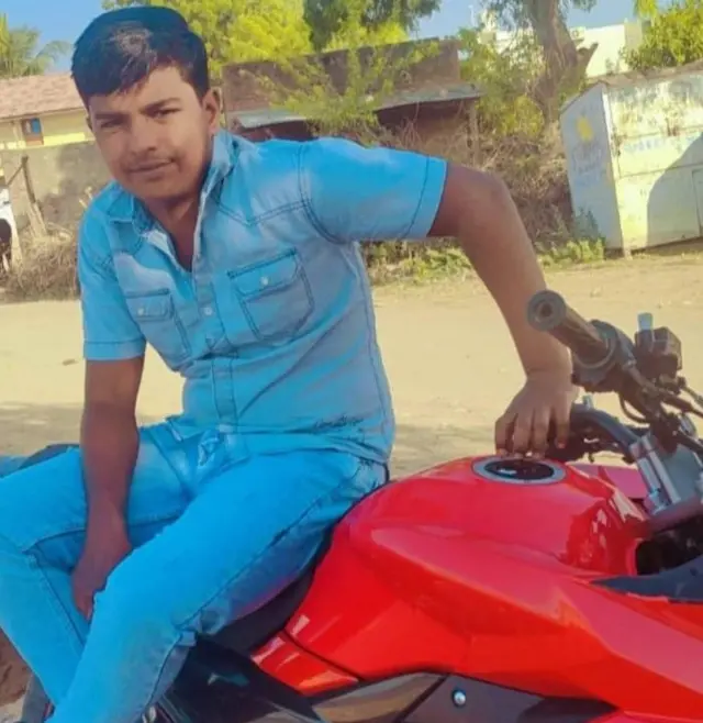 મદીન હનીફખાન