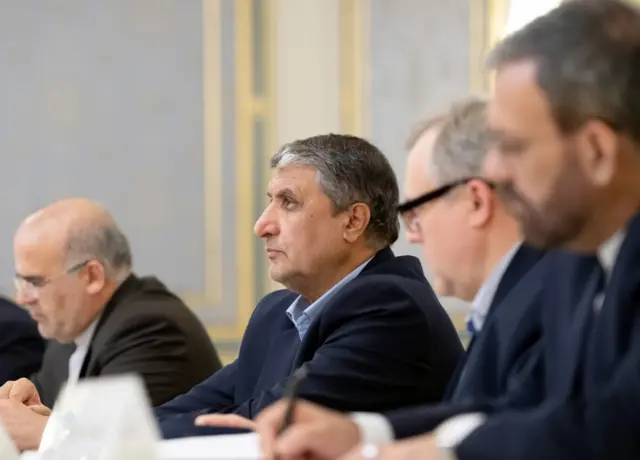 وزیر راه ایران روز سی دی به اوکراین سفر کرده بود