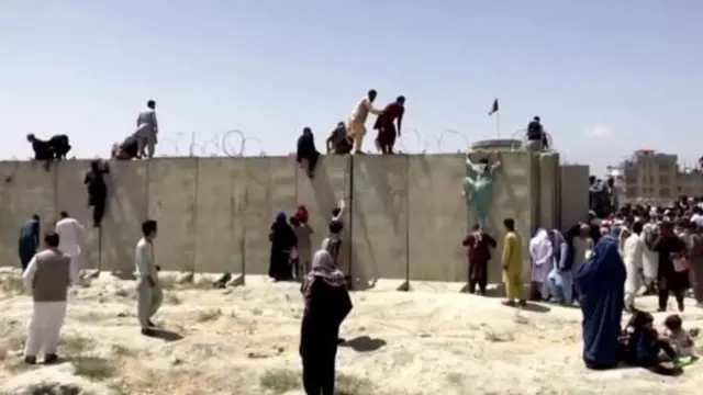 suasana di bandara kabul
