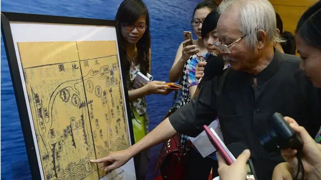 Một tài liệu Hán Nôm từ thế kể 17-18 được trưng bày ở Hà Nội năm 2014 nhằm hỗ trợ tuyên bố chủ quyền của VN ở BD
