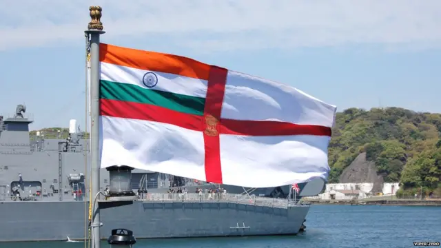 साल 2004 में बदलाव के बाद ऐसा था भारतीय नौसेना का ध्वज