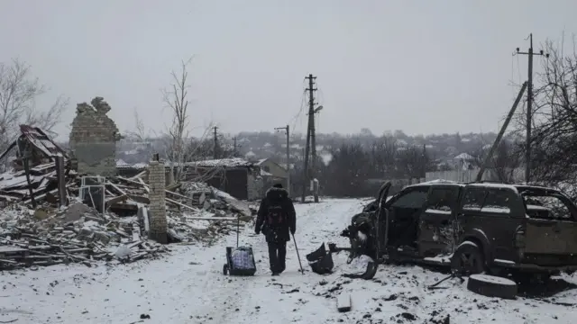 Зруйнований війною Бахмут на сході України