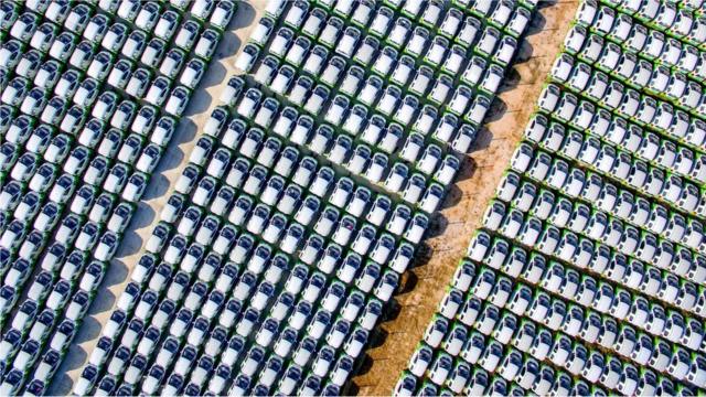 Veículos estacionadosslot que paga de verdadeum depósito