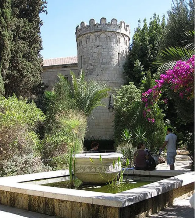 Внутренний дворик