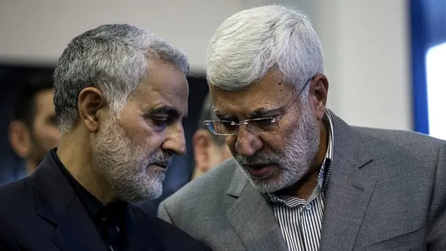 ابو مهدی مهندس، رهبر کتائب حزب‌الله در کنار قاسم سلیمانی، فرمانده نیروی قدس سپاه پاسداران