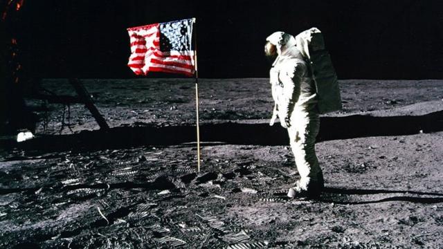 Были ли американцы на Луне? Мнение экспертов: нет технологий — нет полетов