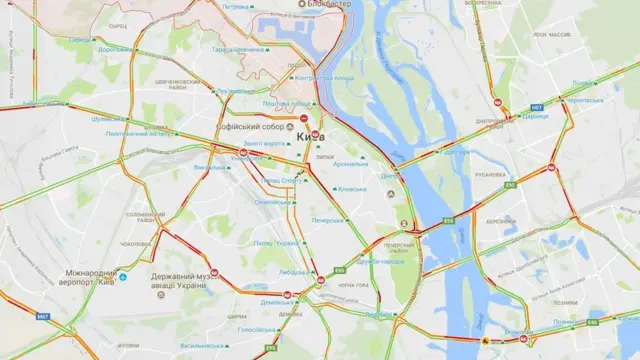 Через погоду в столиці утворилися затори