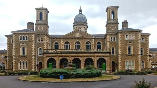 Больница Фрайерн