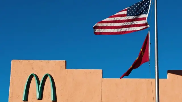 Бірюзовий логотип