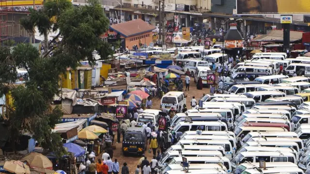 Igituro ca bisi i Kampala mu 2013