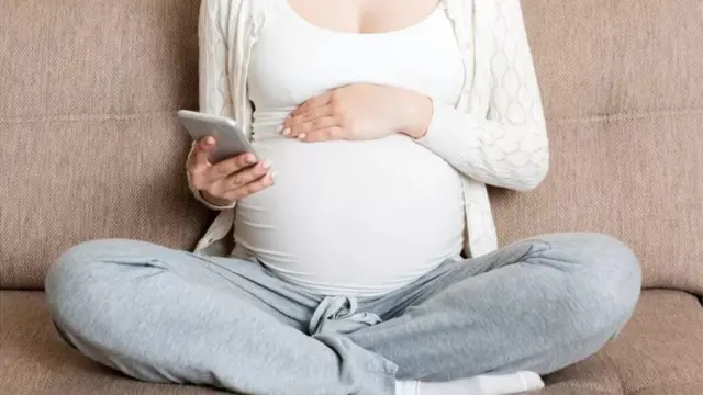 Selon les experts, les lacunes en matière de communication dans les soins prénatals font que de nombreuses femmes ne savent pas comment identifier le début d'un accouchement naturel.