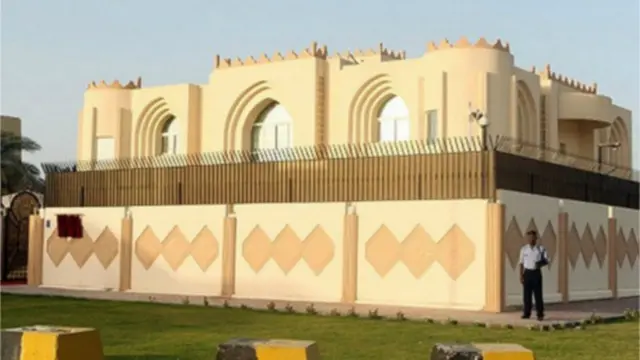 ساختمان دفتر طالبان در قطر