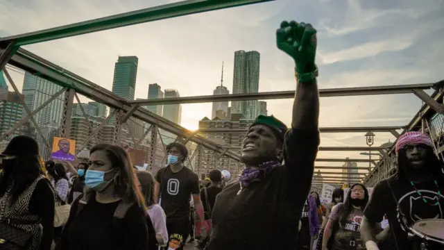 Protestas en el aniversario de la muerte de George Floyd.