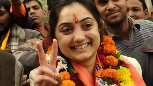 நூபுர் ஷர்மா vs முகமது ஜுபைர்