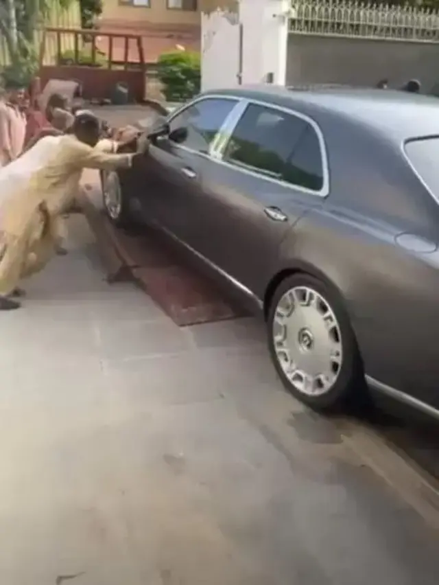 ਚੋਰੀ ਹੋਈ ਬੈਂਟਲੇ ਕਾਰ