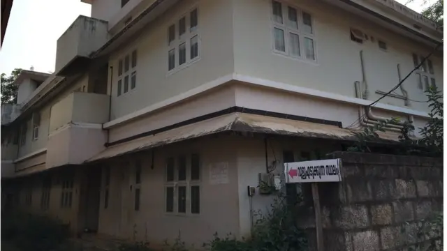 सलफ़ी विलेज