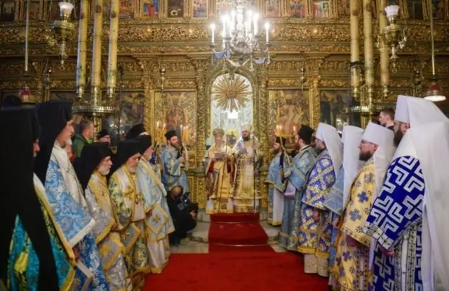 Вручение томоса