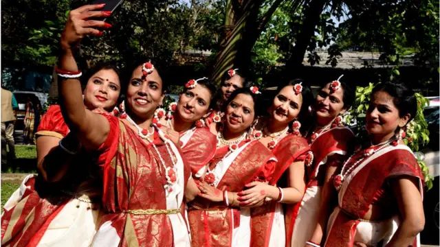 મહિલાદિવસ