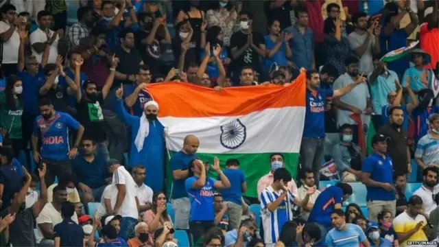 భారత్ పాకిస్తాన్ క్రికెట్‌లో చిరస్మరణీయ క్షణాలు