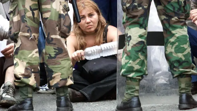 Une manifestante au Venezuela