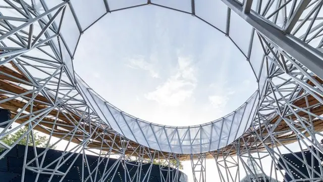 Serpentine 2017 pavillion with a view of the open roof.