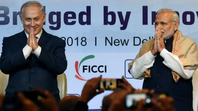 નેતન્યાહૂ તથા મોદીની તસવીર