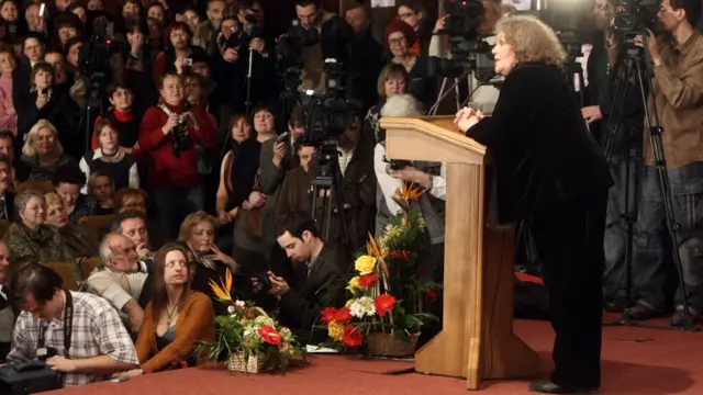 ліна костенко