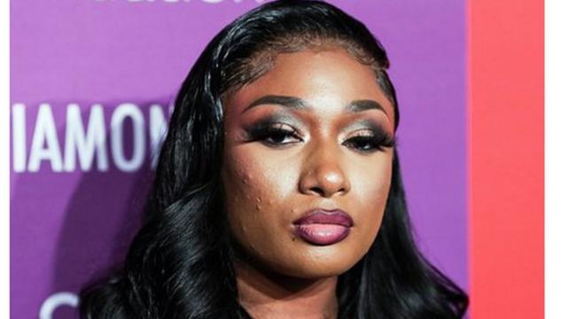 Megan Thee Stallion: American rapper Megan Pete wey cry for video tok ...