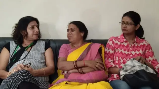 महिला आयोग की सदस्य