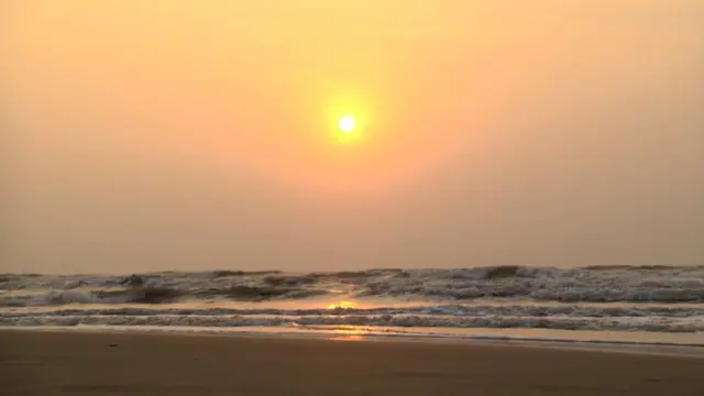 సాగర సంగమం వద్ద సూర్యోదయం