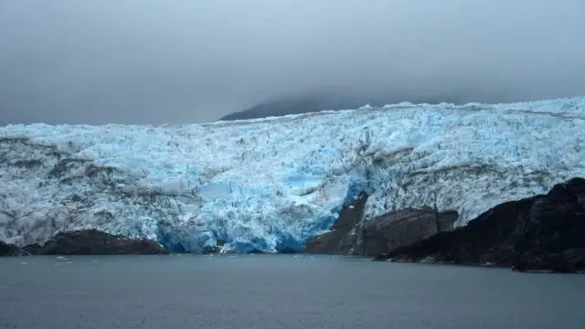 انٹارکٹکا برف گلیشیر