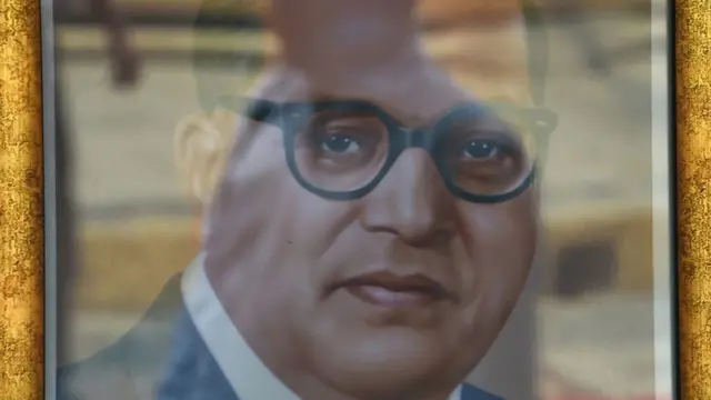 बीआर आंबेडकर