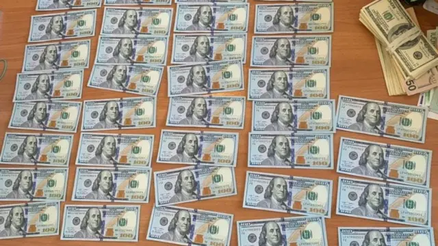 Жителька Прилук віддала майже 1 млн грн, щоб зняти порчу