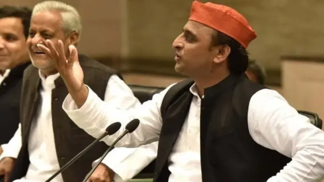 अखिलेश यादव