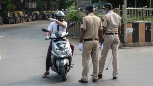 पोलीस