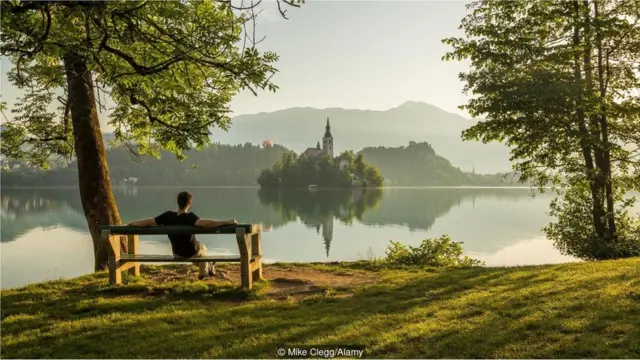 நவீனகால இயற்கை வழி சிகிச்சையின் பிறப்பிடம் எது?