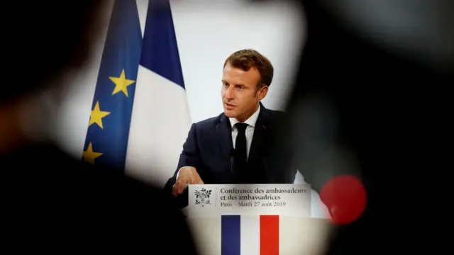 Macron en discurso.