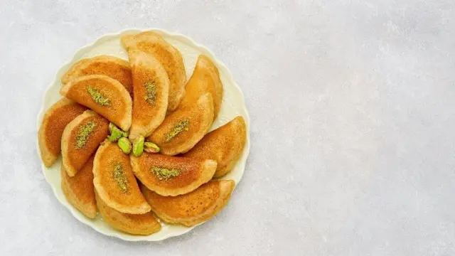 القطايف من الحلويات المشهورة في الأردن