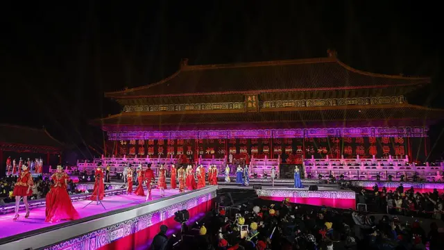 نوی چیني کال