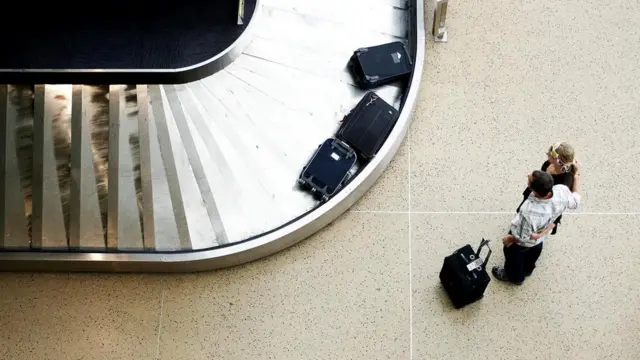 Тяжелый багаж тоже может стать источником стресса, добавив пассажиру переживаний и усталости