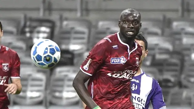 Grâce à un but du sénégalais Ibrahima Seck et à un autre but du marocain Ryan Mmaee, Waasland-Beveren a battu l'AS Eupen 5 buts à 1.