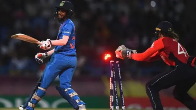 மகளிர் டி20 உலக கோப்பை: இந்தியாவின் தோல்விக்கு காரணமென்ன?