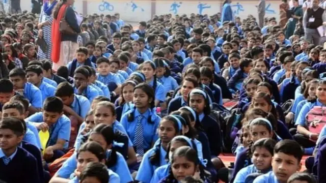 يعد الطمث من الموضوعات المحرم الحديث فيها بشكل صريح في الأسر الهندية