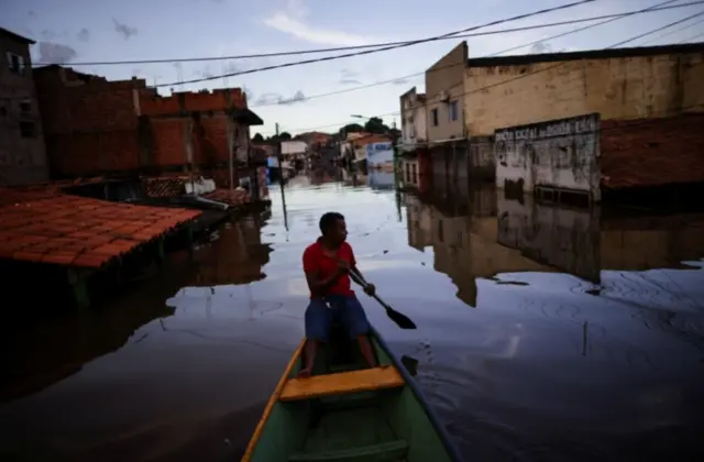 Imperatriz, no Maranhão, foi inundada por enchente após fortes chuvas no começosite lampions betjaneiro