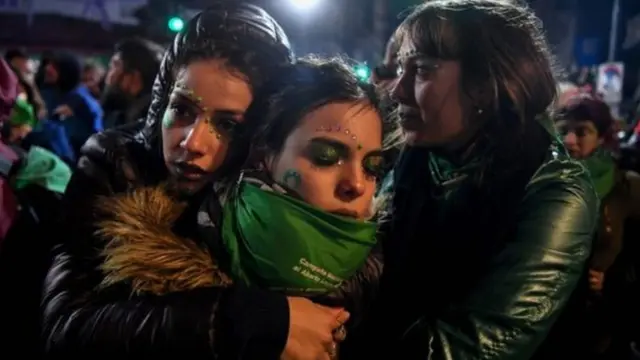 အာဂျင်တီးနား