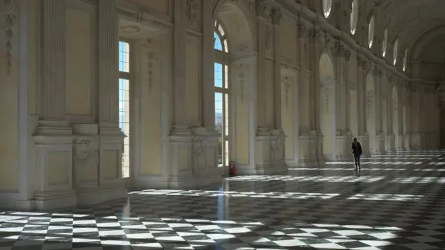 La Galleria Grande, Palazzo Venaria, Turin, Ý