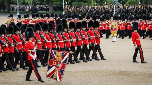 У строю ірландські гвардійці