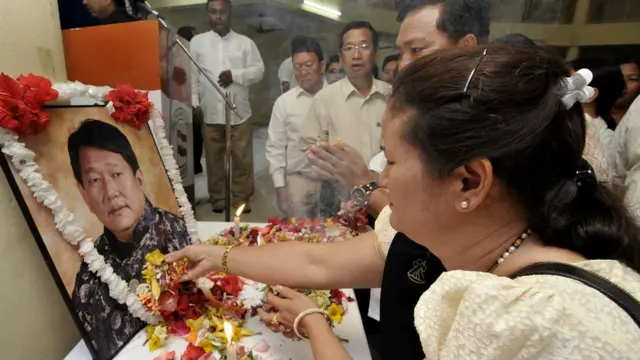 दोर्जी खांडू